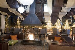 Premier Luxury Mountain Resort