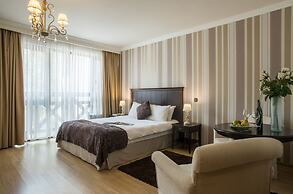 Premier Luxury Mountain Resort