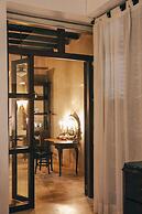 Casa del Arzobispado Hotel