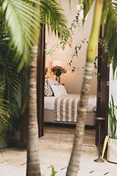 Casa del Arzobispado Hotel