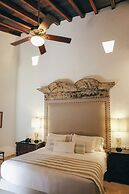 Casa del Arzobispado Hotel