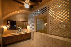 Casa del Arzobispado Hotel