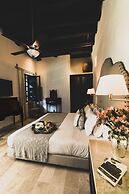 Casa del Arzobispado Hotel