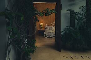 Casa del Arzobispado Hotel