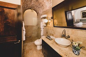 Casa del Arzobispado Hotel