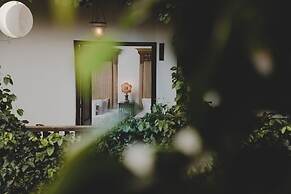 Casa del Arzobispado Hotel