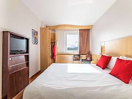 ibis Plzen