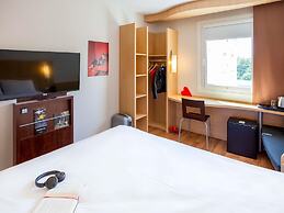 ibis Plzen