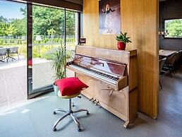 ibis Plzen