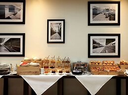 Mercure Hanoi La Gare