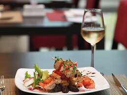 Mercure Hanoi La Gare