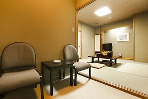 Yamatoya Honten Ryokan Osaka