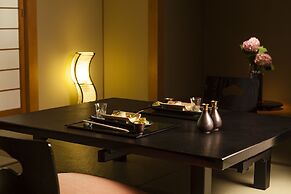 Yamatoya Honten Ryokan Osaka