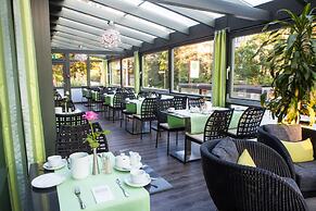 NOVINA HOTEL Tillypark