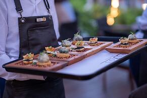 Rixos Sungate - The Land of Legend Access