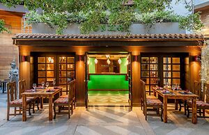 Rixos Sungate - The Land of Legend Access