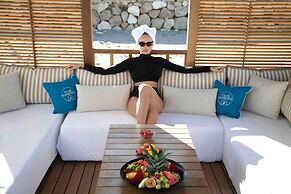 Rixos Sungate - The Land of Legend Access