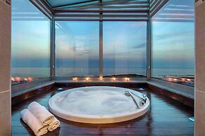 Rixos Sungate - The Land of Legend Access