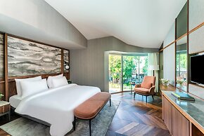 Rixos Sungate - The Land of Legends Access