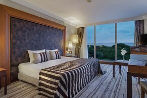 Rixos Sungate - The Land of Legend Access