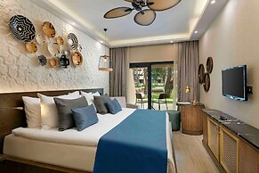 Rixos Sungate - The Land of Legend Access