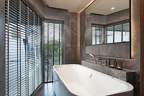 Rixos Sungate - The Land of Legend Access