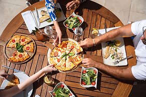 Rixos Sungate - The Land of Legend Access