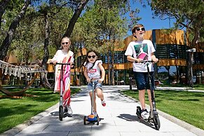 Rixos Sungate - The Land of Legends Access