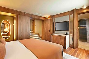 Rixos Sungate - The Land of Legend Access