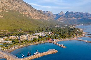 Rixos Sungate - The Land of Legend Access