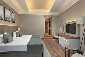 Rixos Sungate - The Land of Legend Access