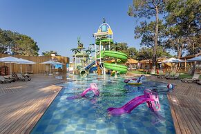 Rixos Sungate - The Land of Legend Access