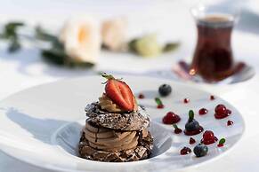 Rixos Sungate - The Land of Legend Access