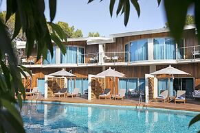 Rixos Sungate - The Land of Legend Access