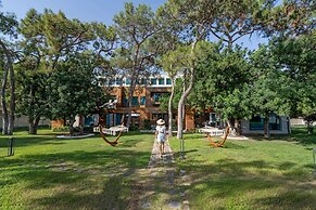 Rixos Sungate - The Land of Legend Access