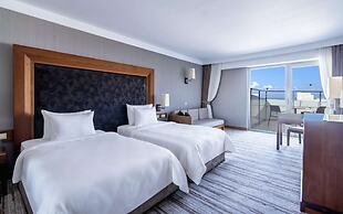 Rixos Sungate - The Land of Legend Access