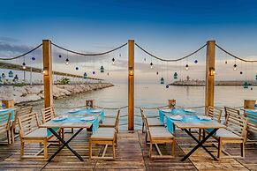 Rixos Sungate - The Land of Legend Access