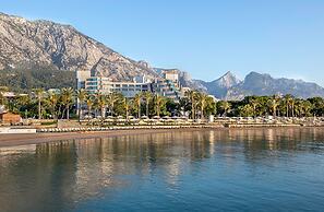 Rixos Sungate - The Land of Legend Access