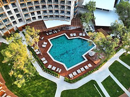Rixos Sungate - The Land of Legend Access