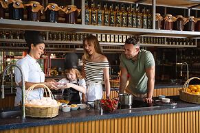 Rixos Sungate - The Land of Legend Access