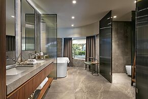 Rixos Sungate - The Land of Legend Access