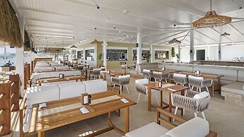 Rixos Sungate - The Land of Legend Access