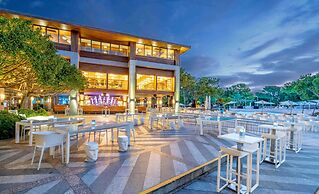 Rixos Sungate - The Land of Legend Access