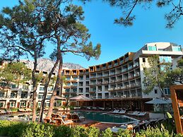 Rixos Sungate - The Land of Legend Access