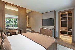 Rixos Sungate - The Land of Legend Access