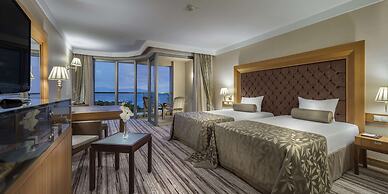 Rixos Sungate - The Land of Legend Access