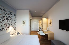 MOMA1890 Boutique Hotel