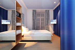 MOMA1890 Boutique Hotel