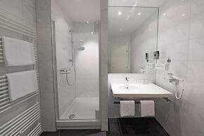 MOMA1890 Boutique Hotel