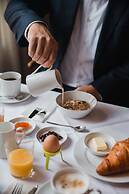 MOMA1890 Boutique Hotel